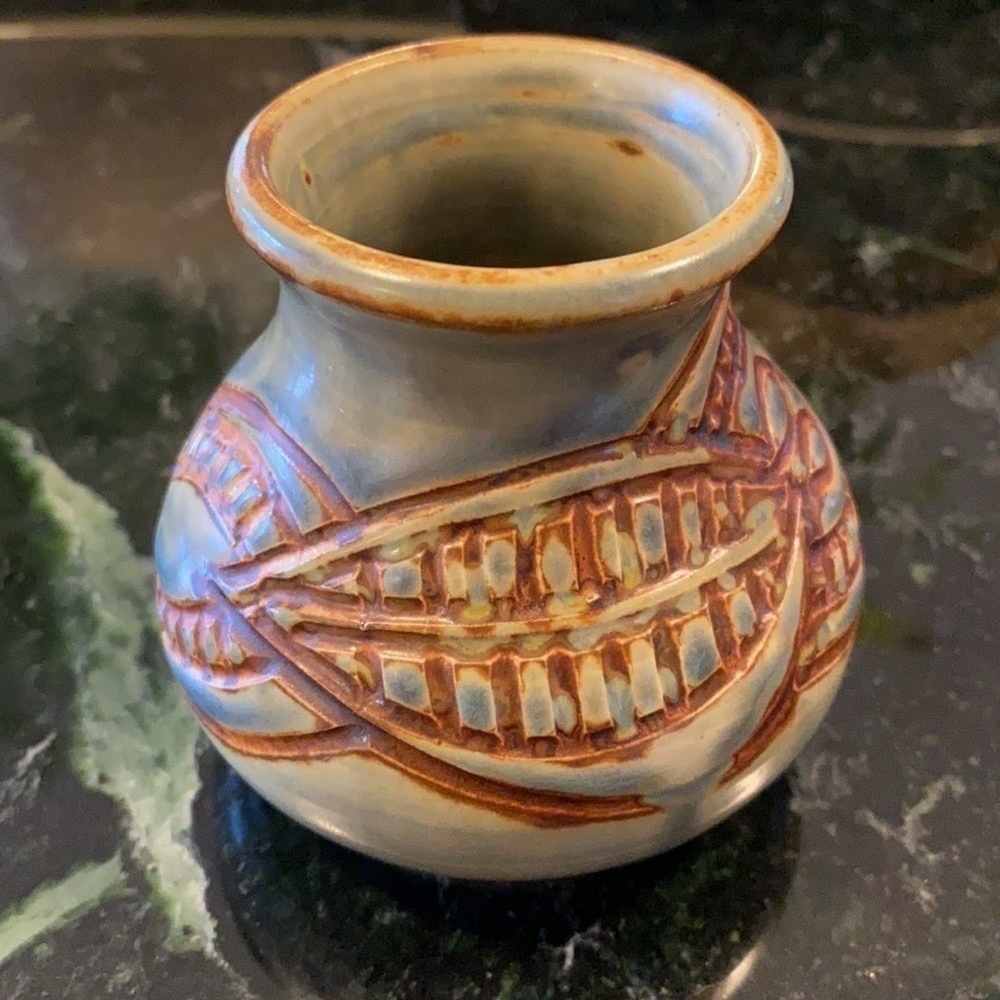 Fine Art Yarrabah Pottery Australian Aboriginal E. Deemera Turtle Vase Pot - Picture 2 of 12